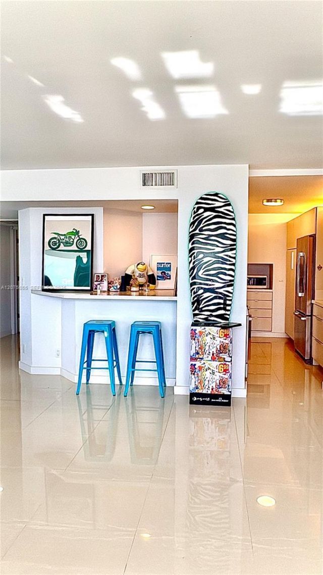 209 N Fort Lauderdale Beach Blvd, Unit 10A, Fort Lauderdale, FL 33304 Photo