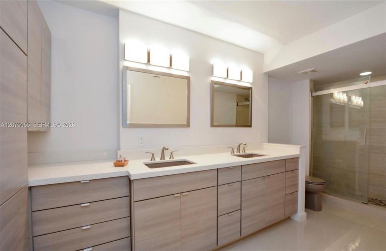 209 N Fort Lauderdale Beach Blvd, Unit 10A, Fort Lauderdale, FL 33304 Photo