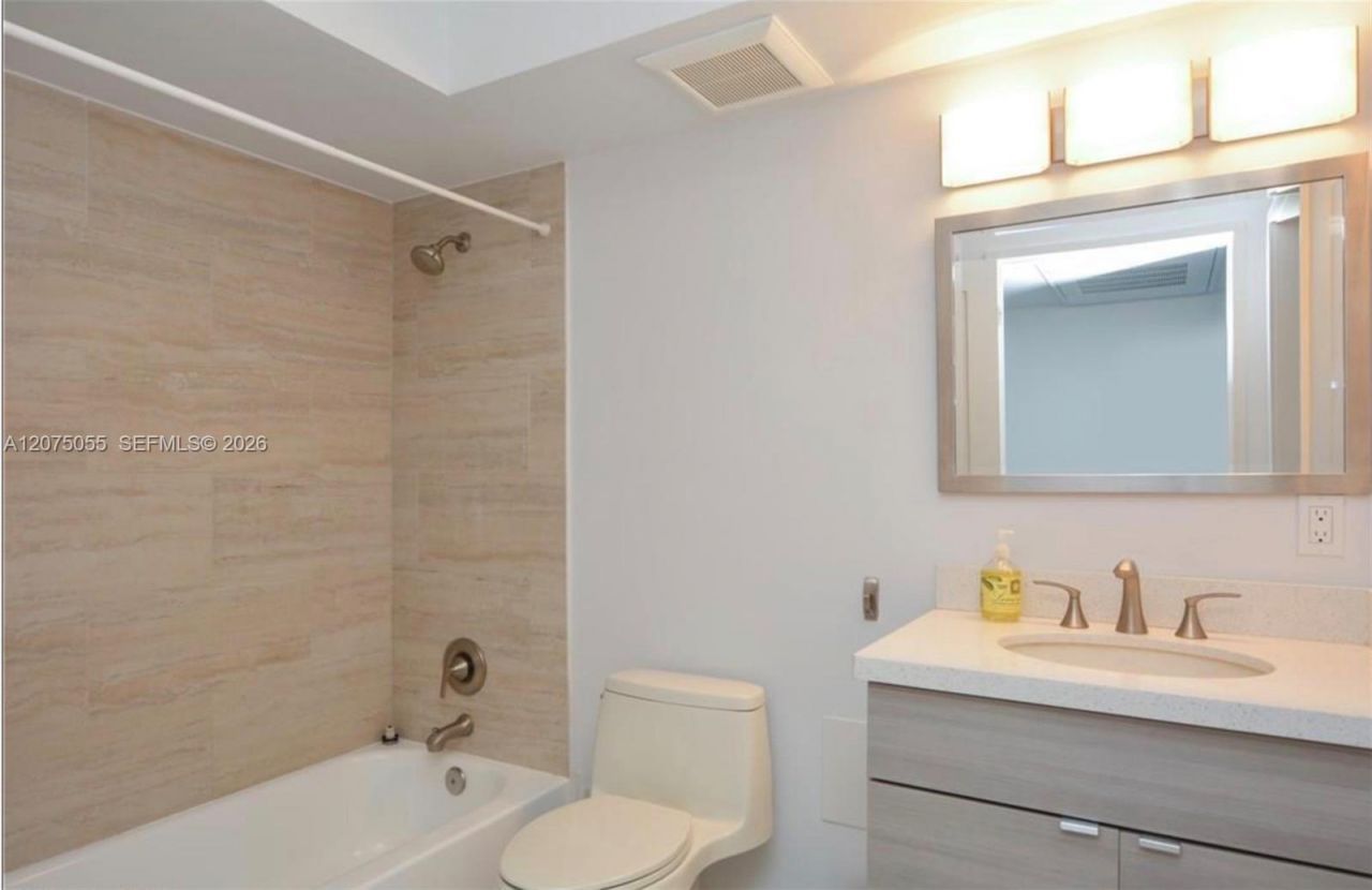 209 N Fort Lauderdale Beach Blvd, Unit 10A, Fort Lauderdale, FL 33304 Photo
