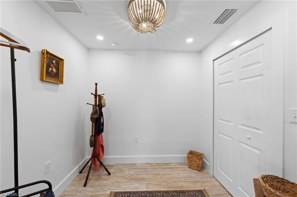 849 Beach Rd , Sanibel, FL 33957 Photo