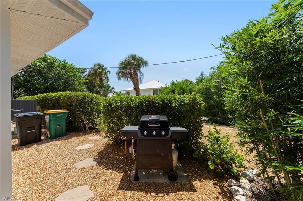 849 Beach Rd , Sanibel, FL 33957 Photo