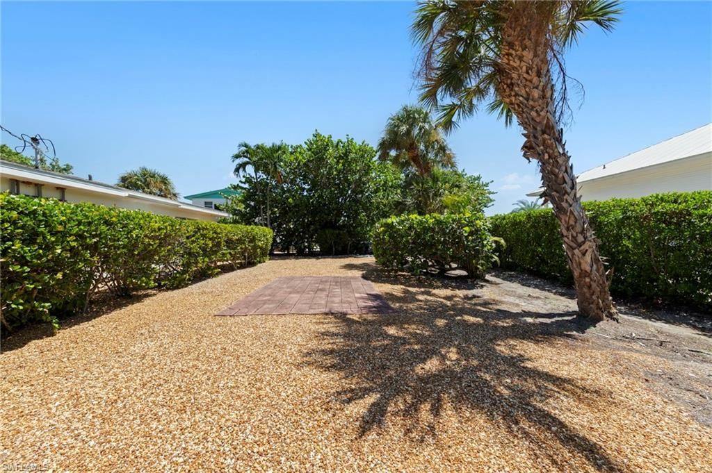 849 Beach Rd , Sanibel, FL 33957 Photo