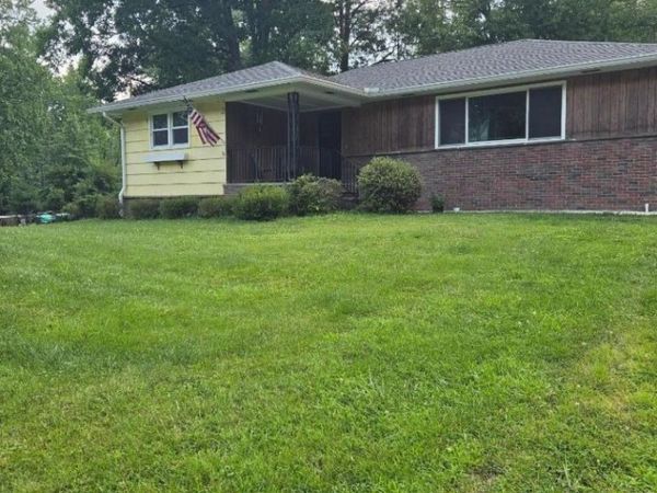 39 Old Croton Rd, Raritan, NJ 08822