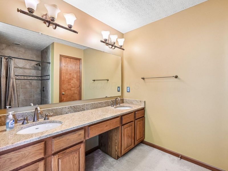 8459 Juniper Drive, Lewis Center, OH 43035 Photo 26