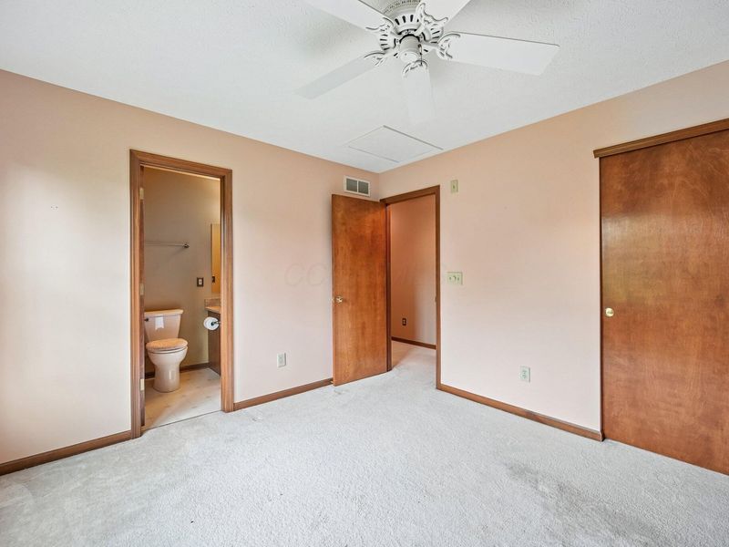 8459 Juniper Drive, Lewis Center, OH 43035 Photo 32