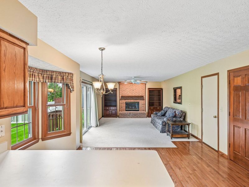 8459 Juniper Drive, Lewis Center, OH 43035 Photo 9