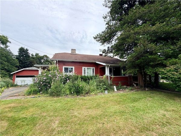 900 W 1st Street, Elmira, NY 14905