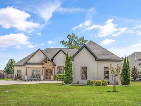 17120 Stella Street, Athens, AL 35613