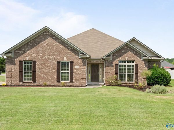 125 Appleberry Lane, Harvest, AL 35749