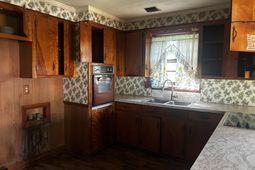 1184 Woodbine Drive  photo 4