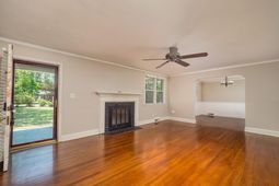 4509 Meadowood Road  photo 4