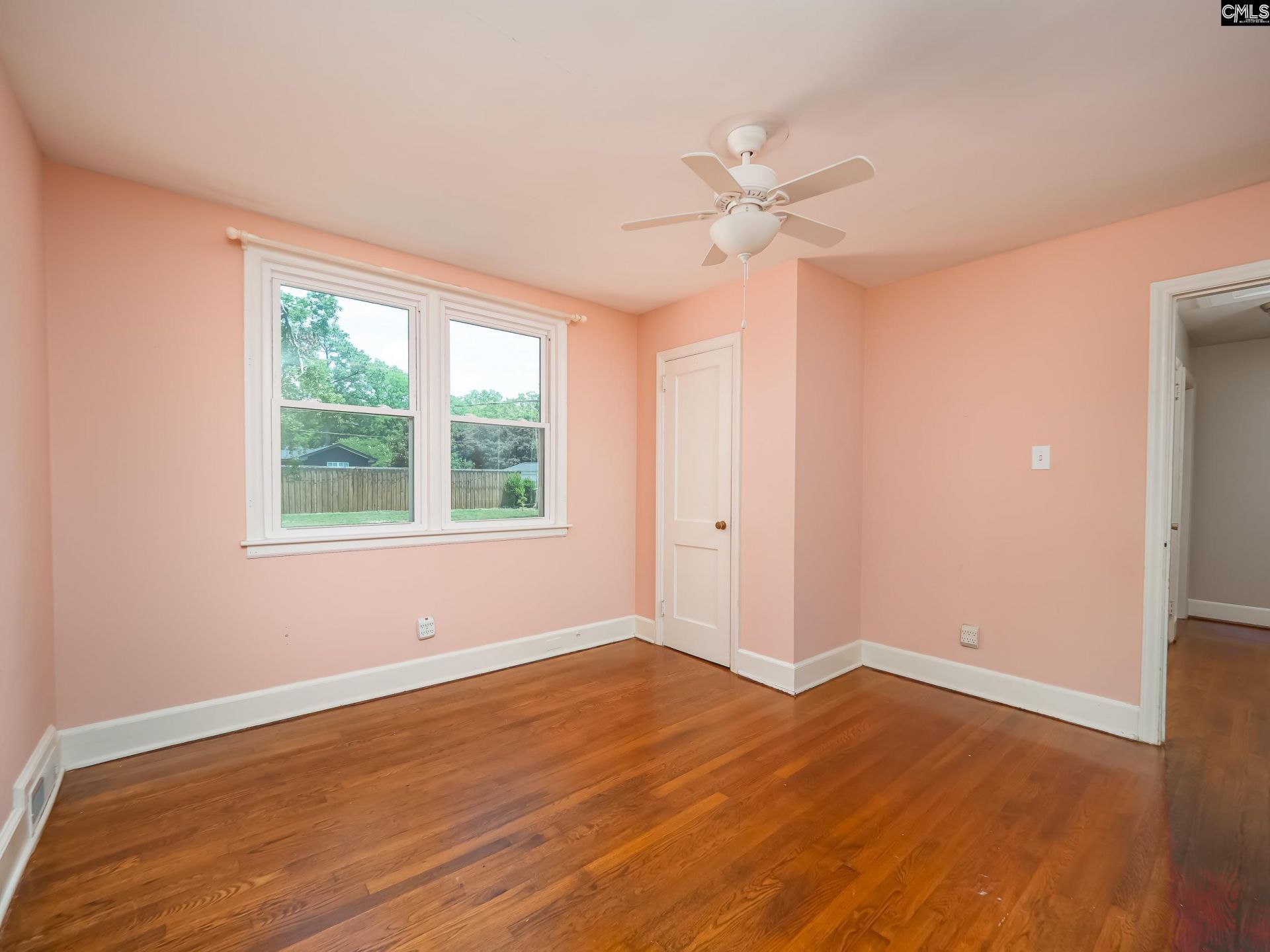 4509 Meadowood Road  Photo 9