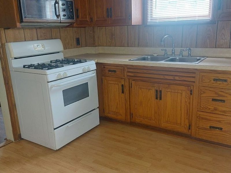 112 WOODMONT AVENUE Avenue, Steubenville, OH 43952 Photo 11