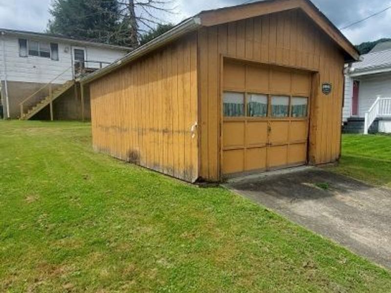112 WOODMONT AVENUE Avenue, Steubenville, OH 43952 Photo 38