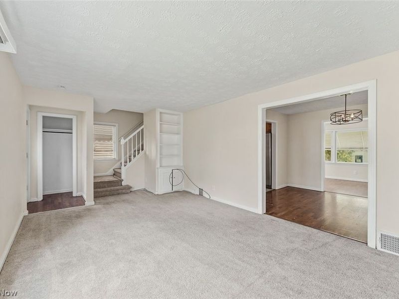 19316 Milan Drive, Maple Heights, OH 44137 Photo 4
