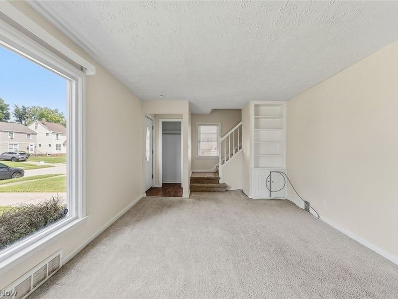 19316 Milan Drive, Maple Heights, OH 44137 Photo 5