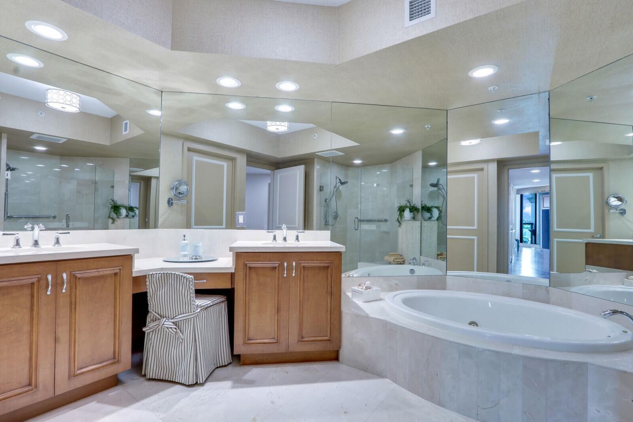3630 Gardens Parkway, Unit 501C, Palm Beach Gardens, FL 33410 Photo