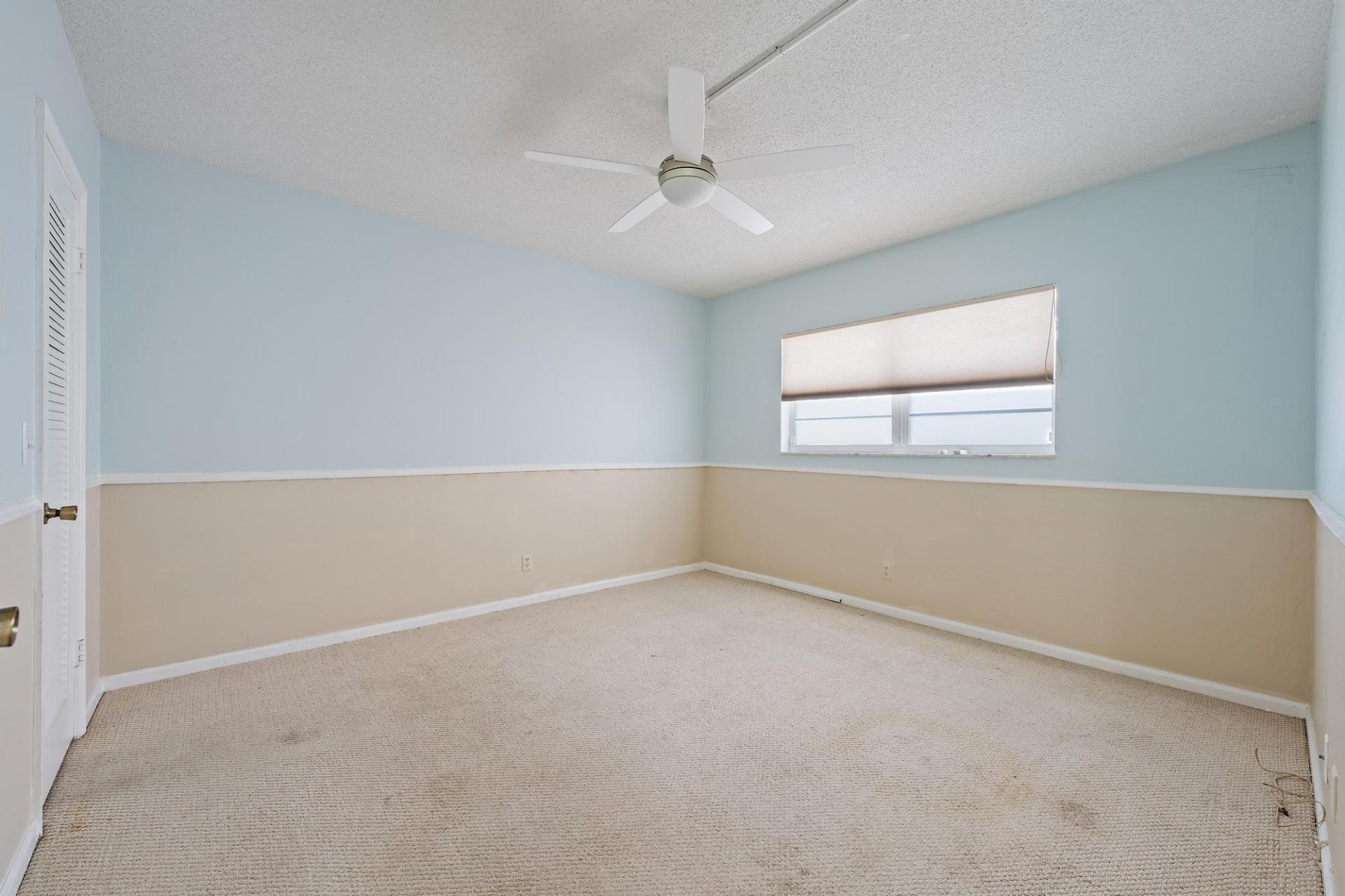 29 Yacht Club Drive, Unit 405, North Palm Beach, FL 33408 Photo