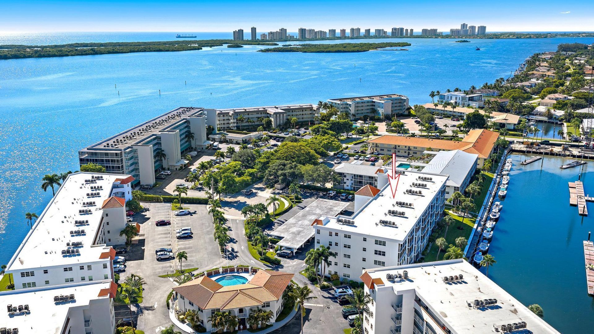 29 Yacht Club Drive, Unit 405, North Palm Beach, FL 33408 Photo