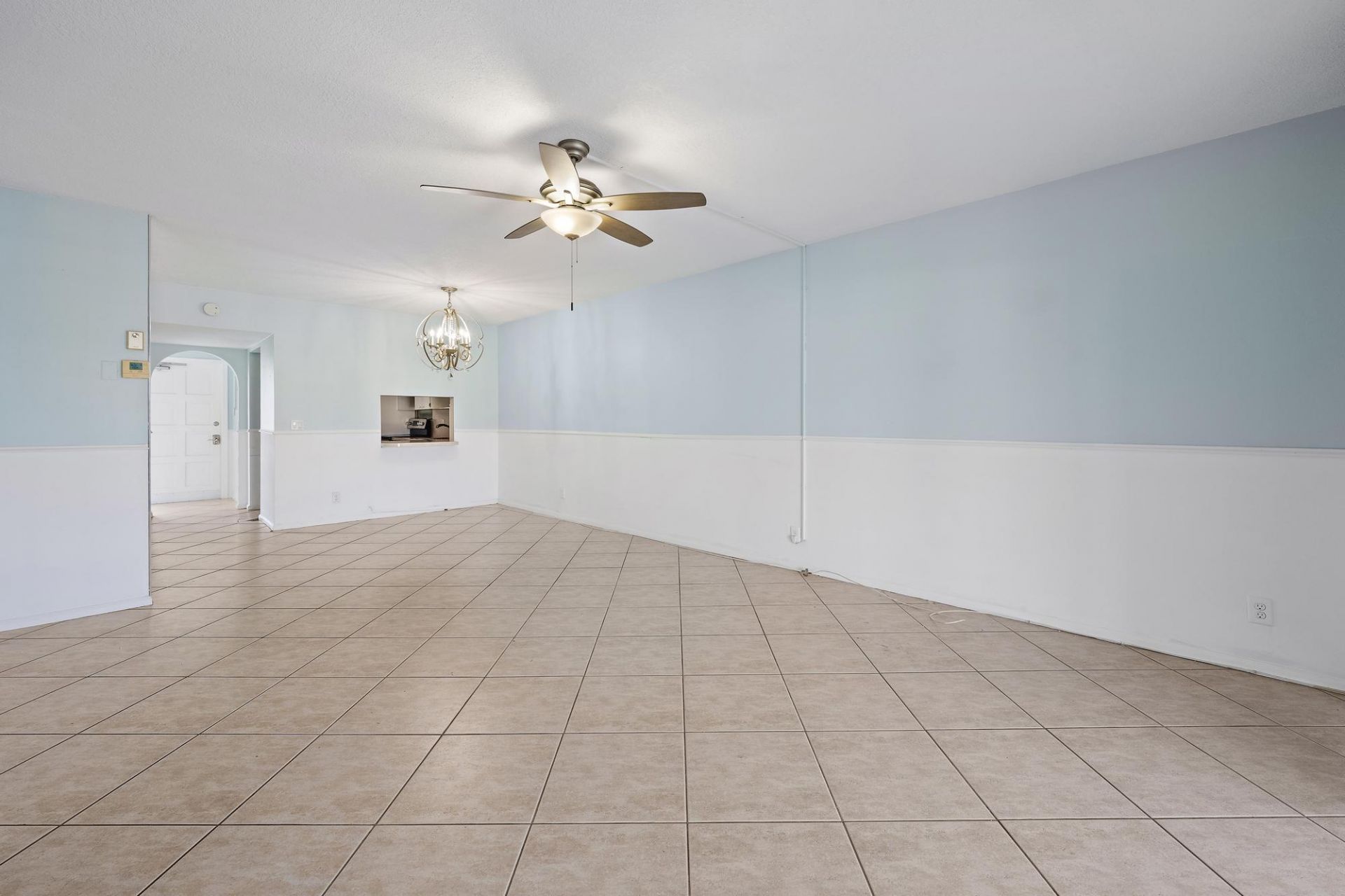 29 Yacht Club Drive, Unit 405, North Palm Beach, FL 33408 Photo
