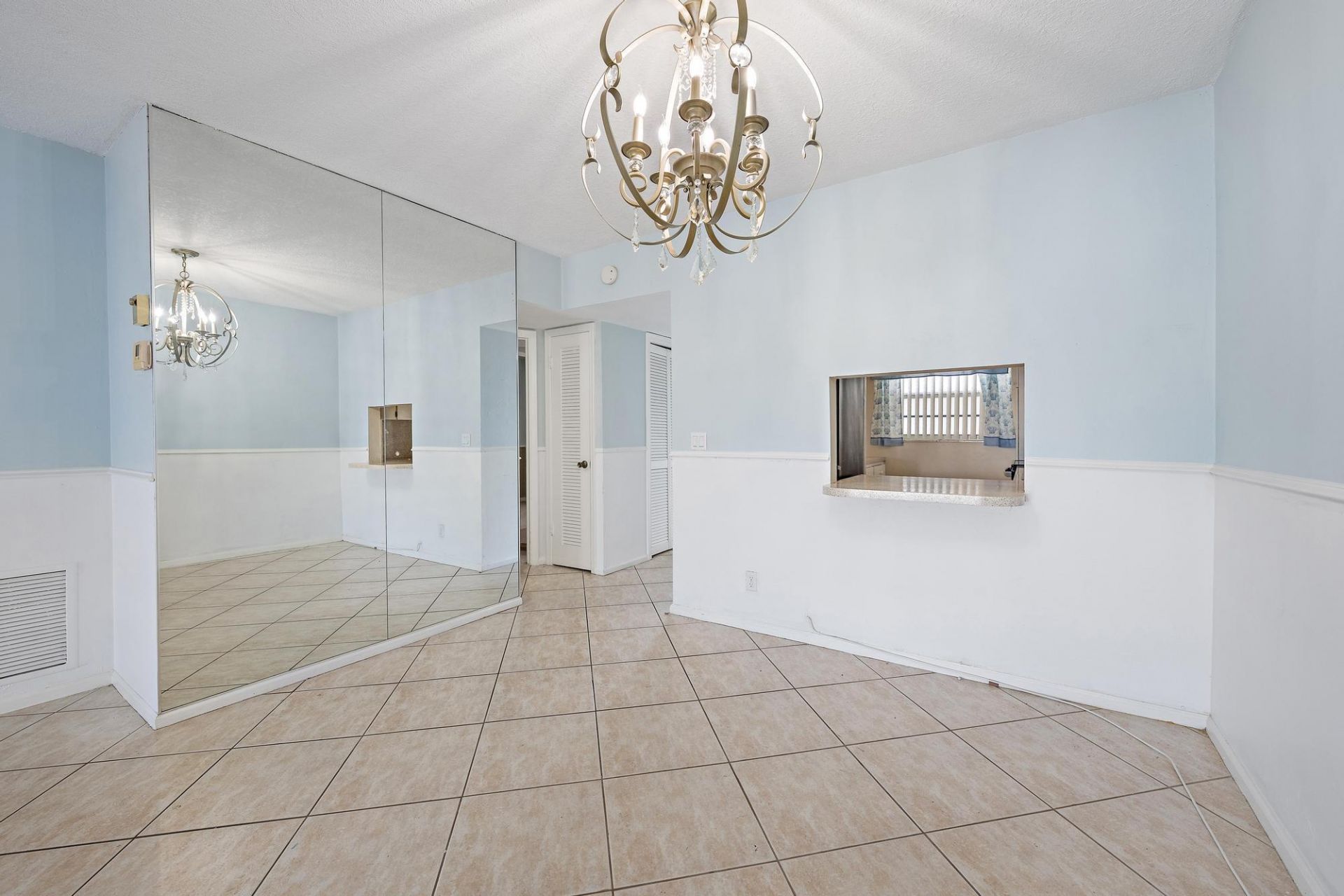 29 Yacht Club Drive, Unit 405, North Palm Beach, FL 33408 Photo