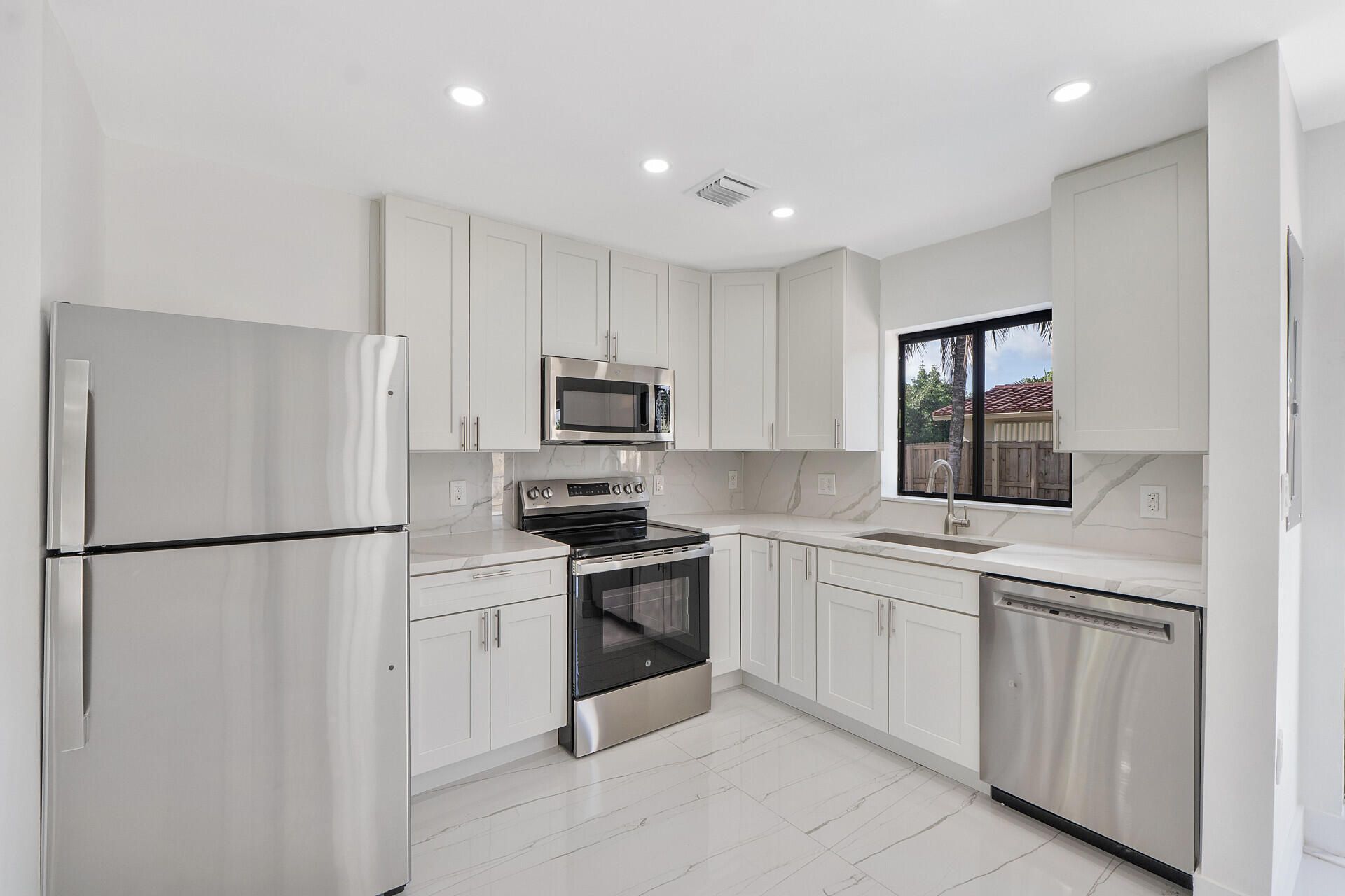 3030 Arthur Street, Hollywood, FL 33021 Photo