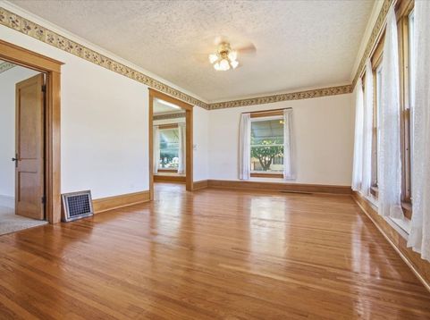 Main Photo