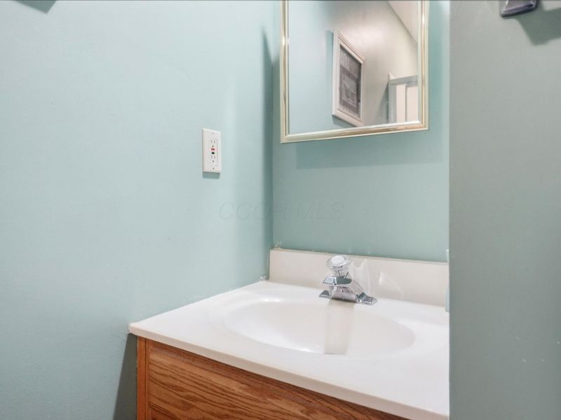 966 Hilton Drive , Reynoldsburg, OH 43068 Photo 30