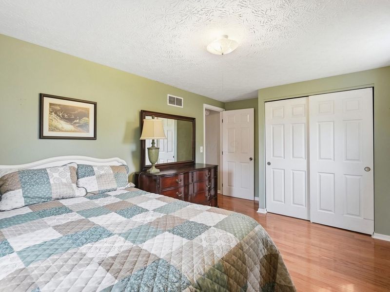 966 Hilton Drive , Reynoldsburg, OH 43068 Photo 51