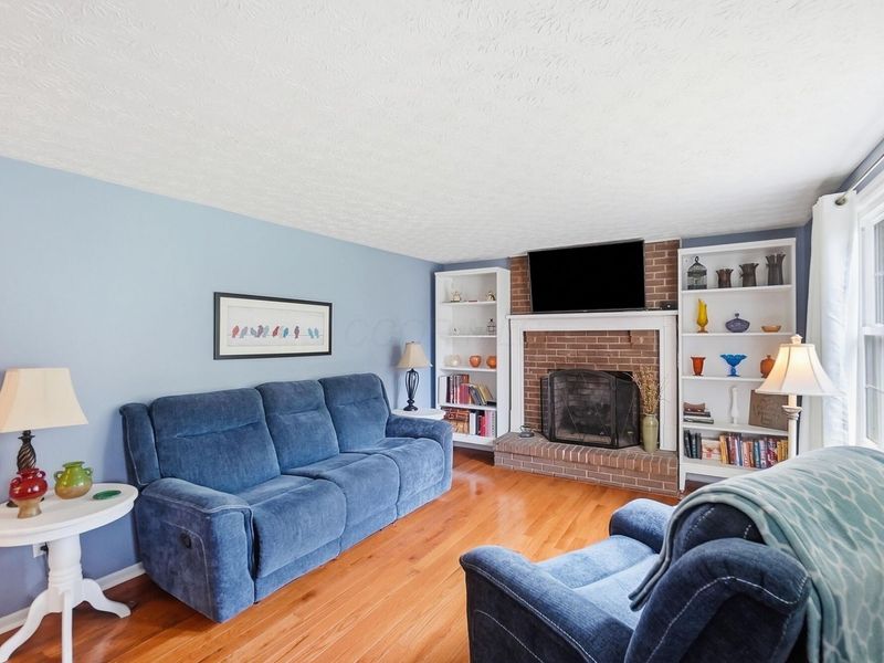966 Hilton Drive , Reynoldsburg, OH 43068 Photo 8
