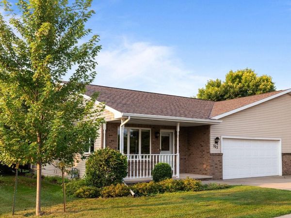 303 PARKVIEW LANE, Kimberly, WI 54136