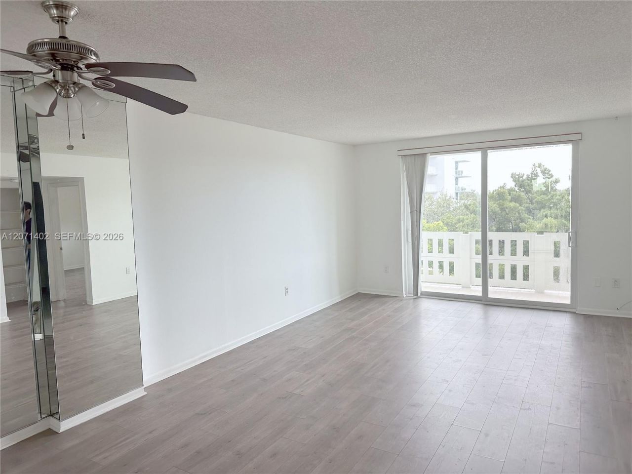 919 Hillcrest Dr , Unit 407, Hollywood, FL 33021 Photo
