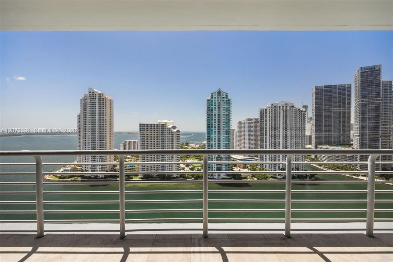 335 S Biscayne Blvd , Unit 2805, Miami, FL 33131 Photo