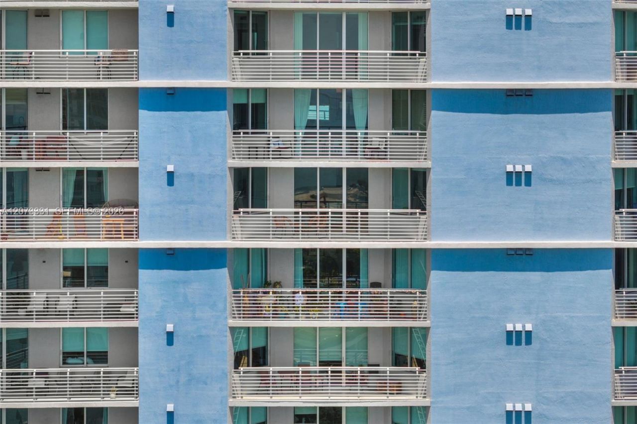 335 S Biscayne Blvd , Unit 2805, Miami, FL 33131 Photo