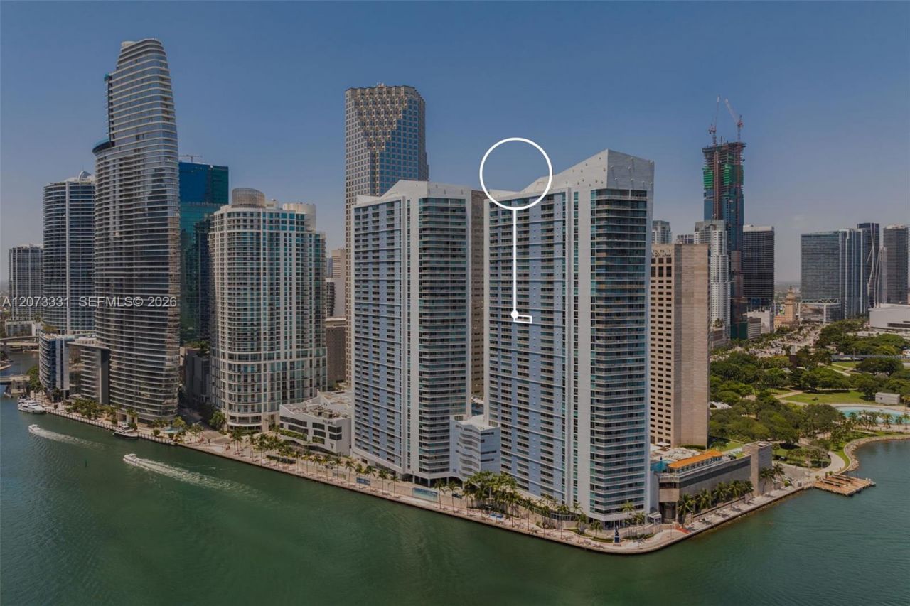 335 S Biscayne Blvd , Unit 2805, Miami, FL 33131 Photo