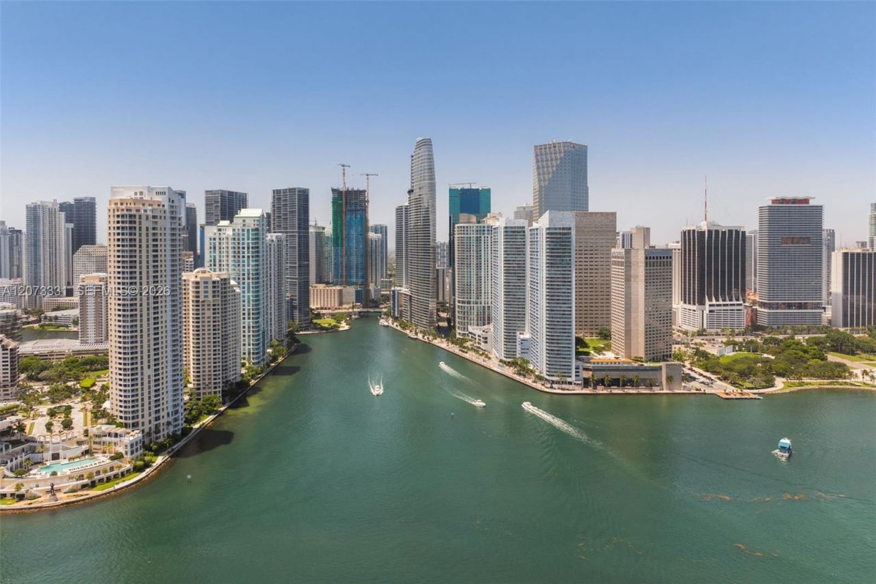 335 S Biscayne Blvd , Unit 2805, Miami, FL 33131 Photo