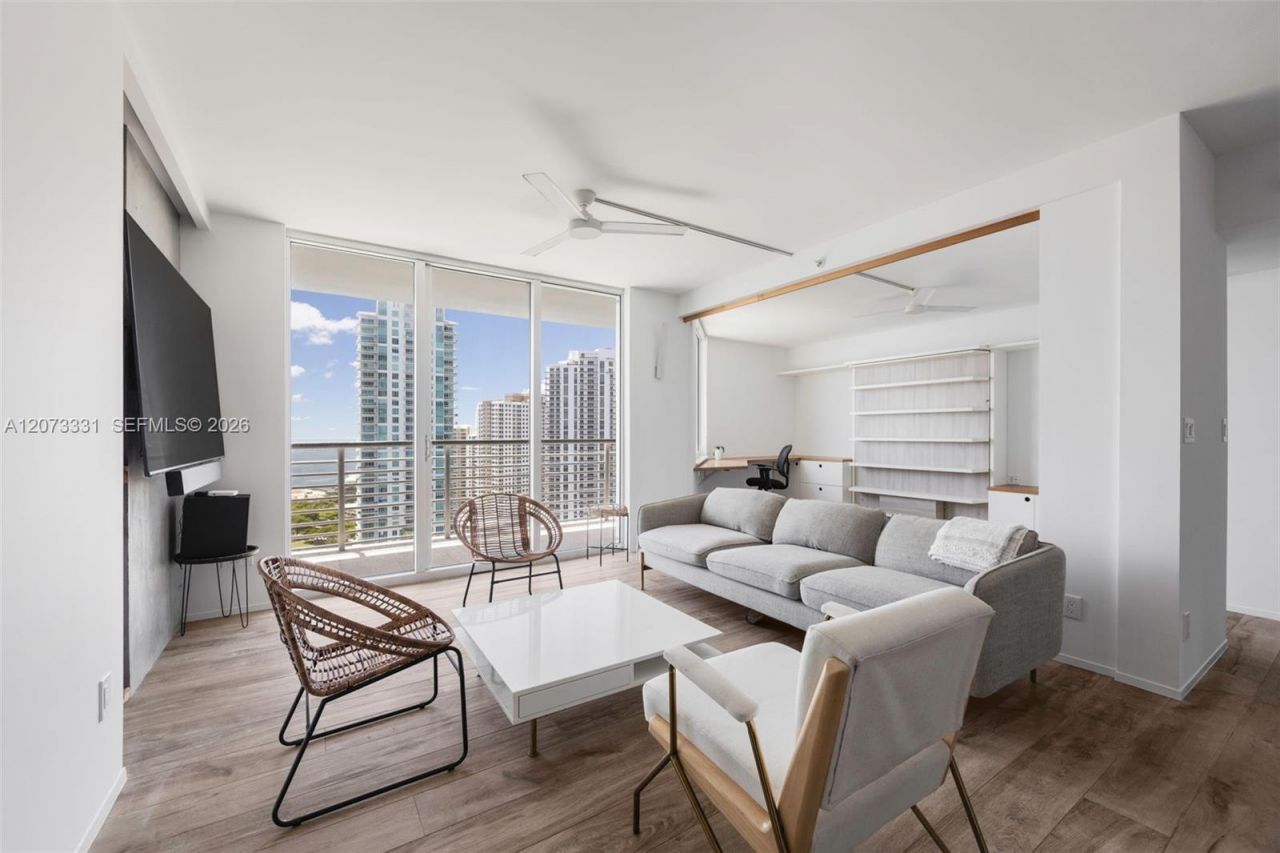 335 S Biscayne Blvd , Unit 2805, Miami, FL 33131 Photo