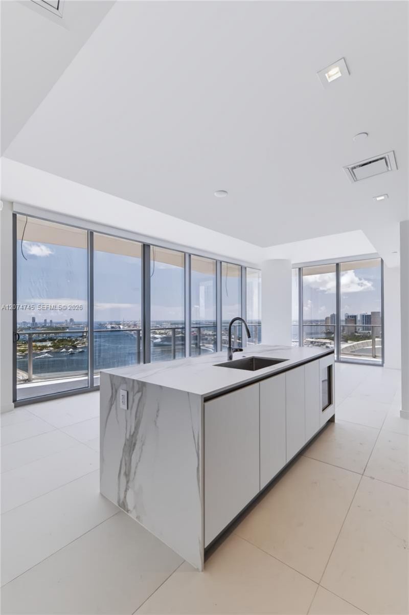 1400 Biscayne Blvd, Unit 3501, Miami, FL 33132 Photo