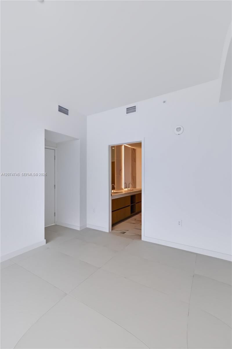 1400 Biscayne Blvd, Unit 3501, Miami, FL 33132 Photo