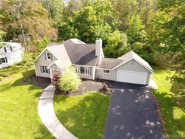 862 Hillside Drive, Lewiston, NY 14092