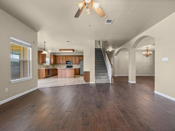 18932 Chrighton Castle BND, Pflugerville, TX 78660