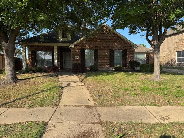 909 White Porch Avenue, Forney, TX 75126