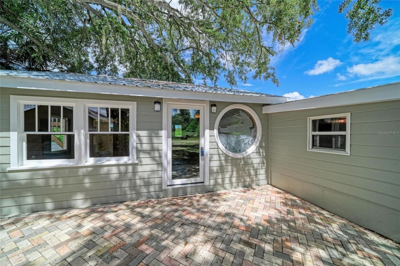 1609 Saffold Park Drive , Ruskin, FL 33570 Photo