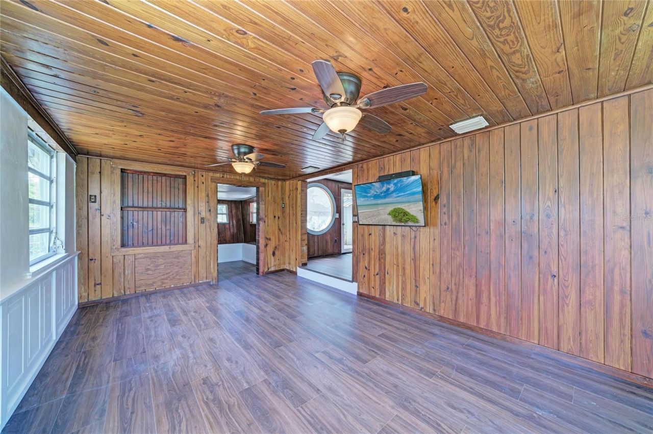 1609 Saffold Park Drive , Ruskin, FL 33570 Photo