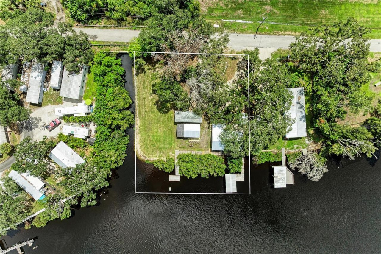 1609 Saffold Park Drive , Ruskin, FL 33570 Photo