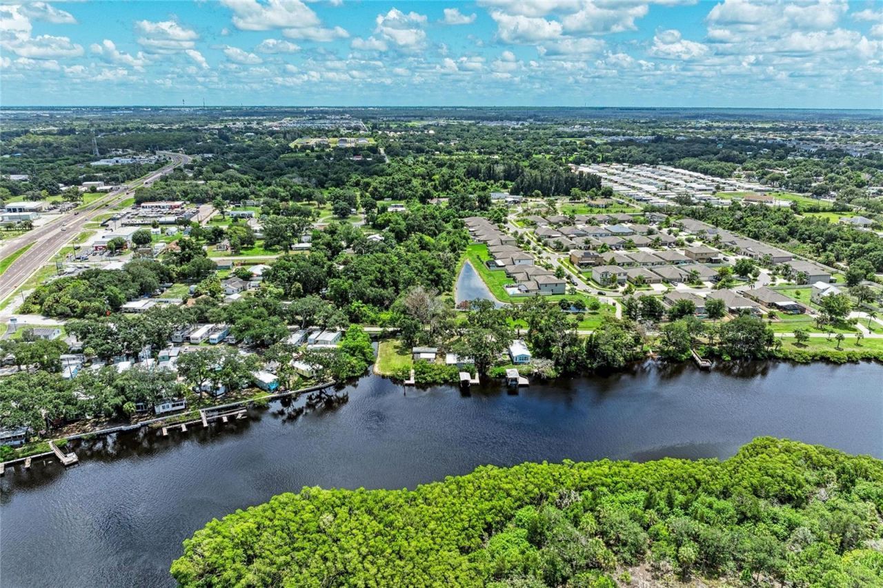 1609 Saffold Park Drive , Ruskin, FL 33570 Photo