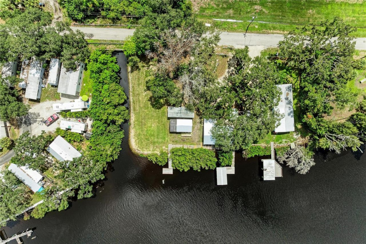 1609 Saffold Park Drive , Ruskin, FL 33570 Photo