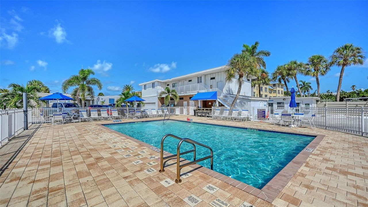 36 Twin Shores Boulevard , Longboat Key, FL 34228 Photo