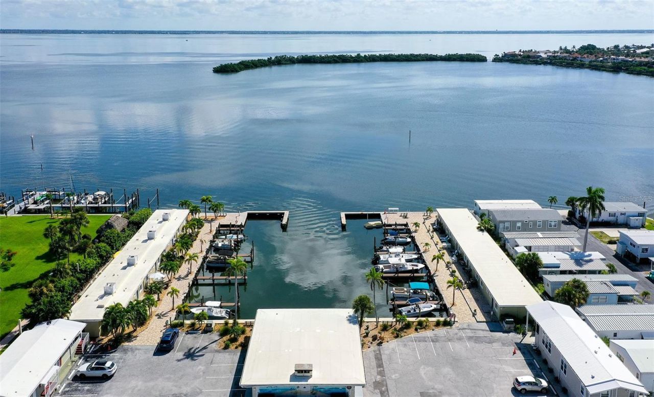 36 Twin Shores Boulevard , Longboat Key, FL 34228 Photo