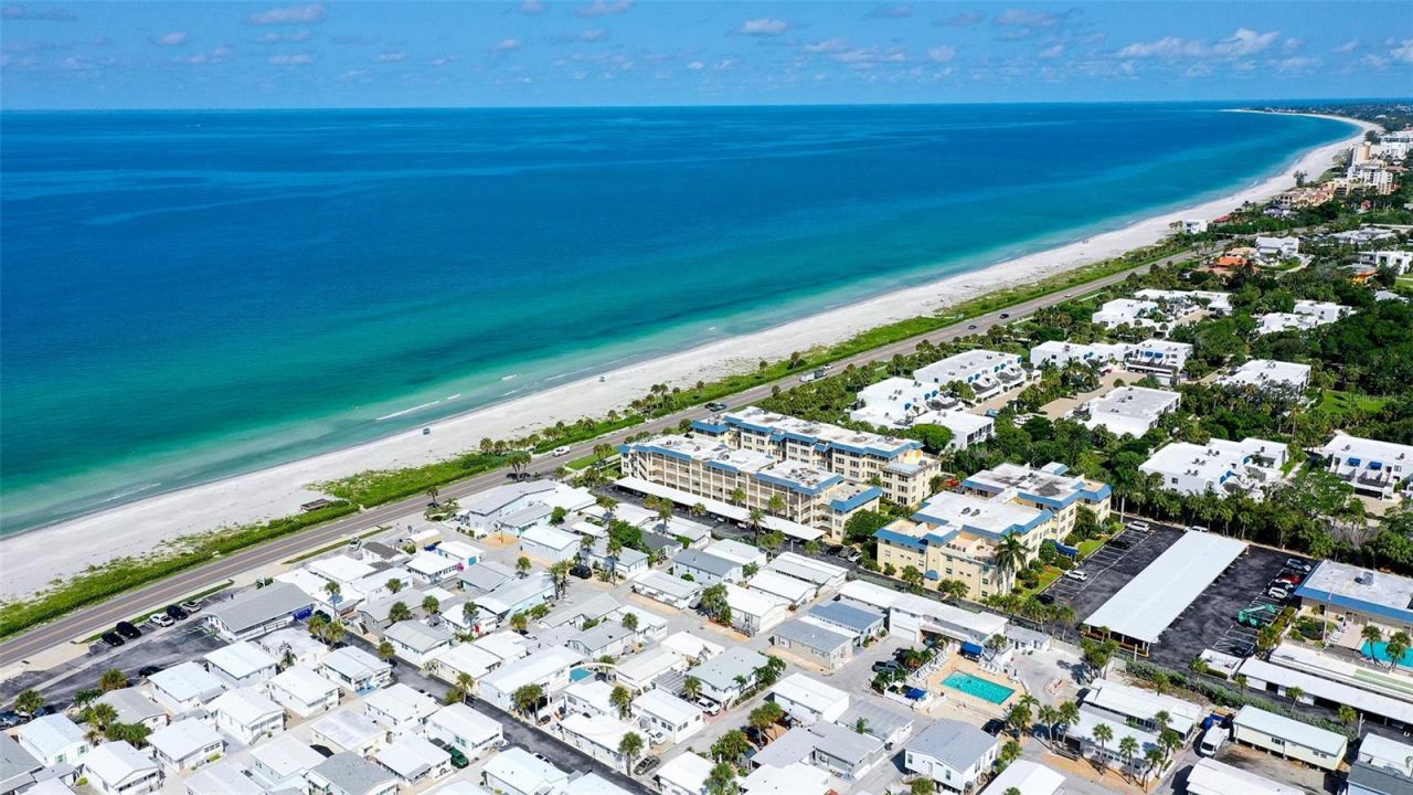 36 Twin Shores Boulevard , Longboat Key, FL 34228 Photo